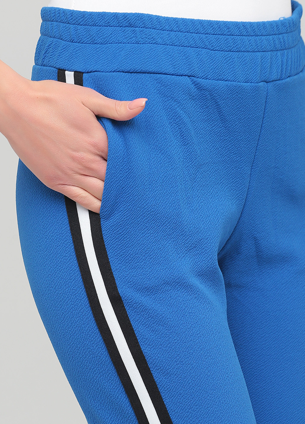 Синие кэжуал демисезонные зауженные, укороченные брюки Sisters Point