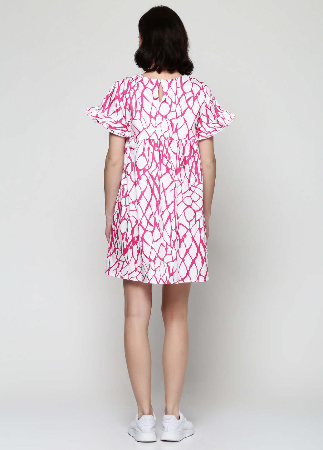 Розовое кэжуал платье Basic Story с абстрактным узором