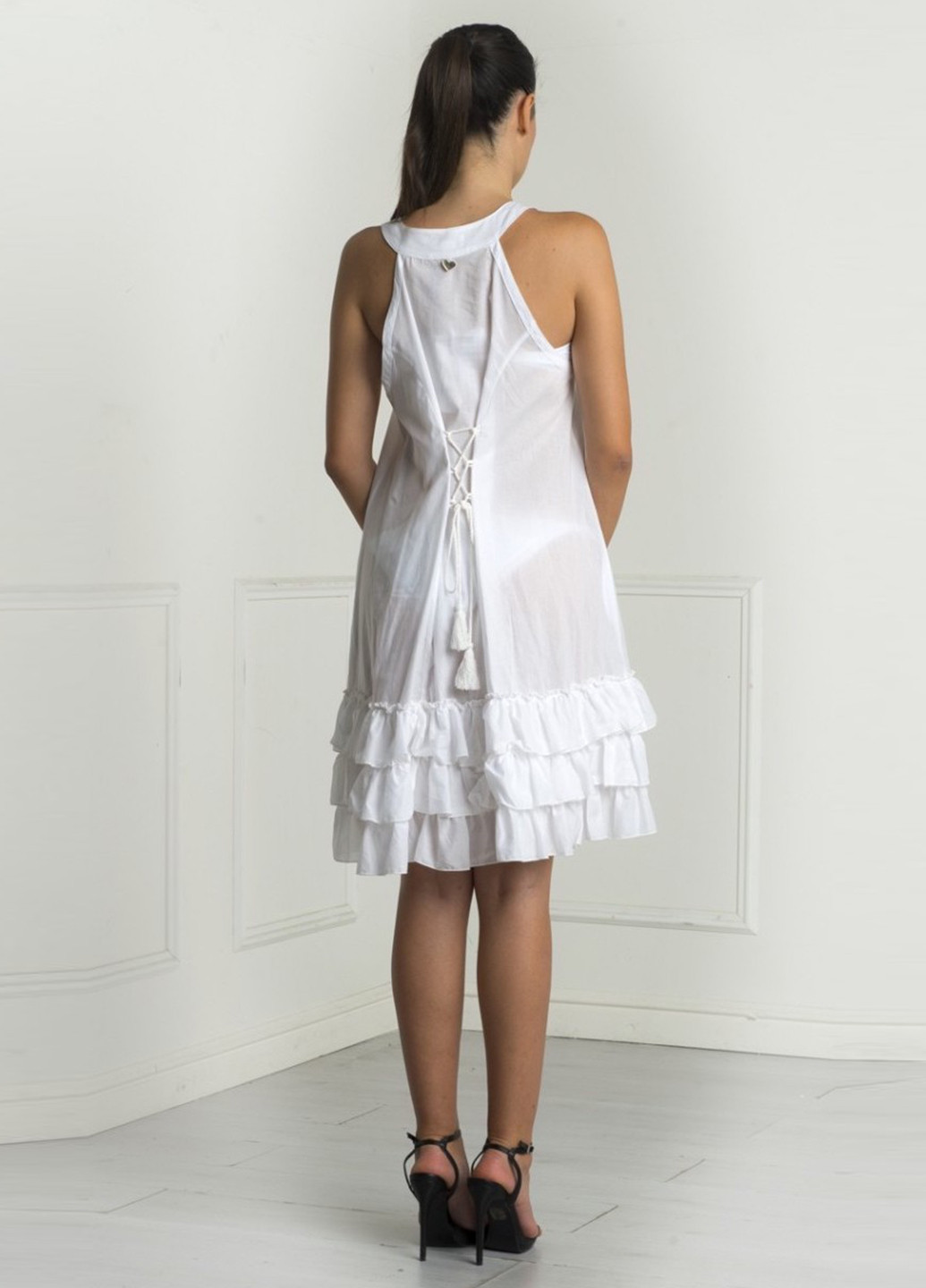 Белое кэжуал платье а-силуэт Amarea однотонное
