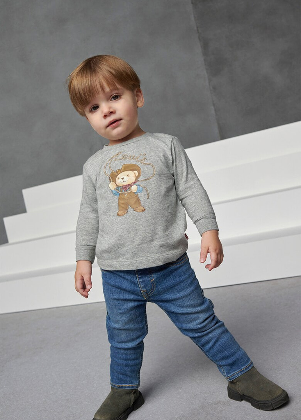 Сіро-синій демісезонний комплект (світшот, джинси) Levi's