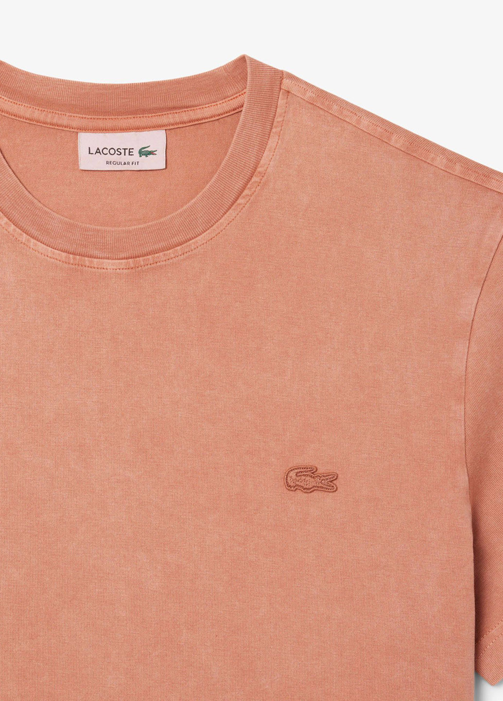 Светло-оранжевая футболка Lacoste