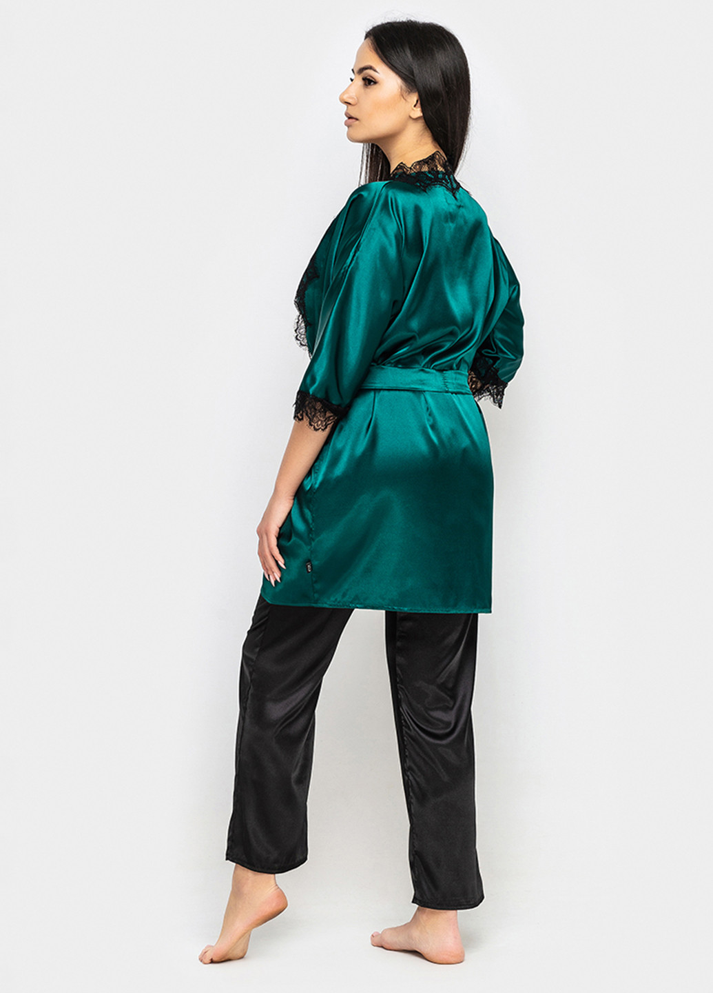 Зеленый демисезонный комплект (халат, топ, брюки) Ghazel