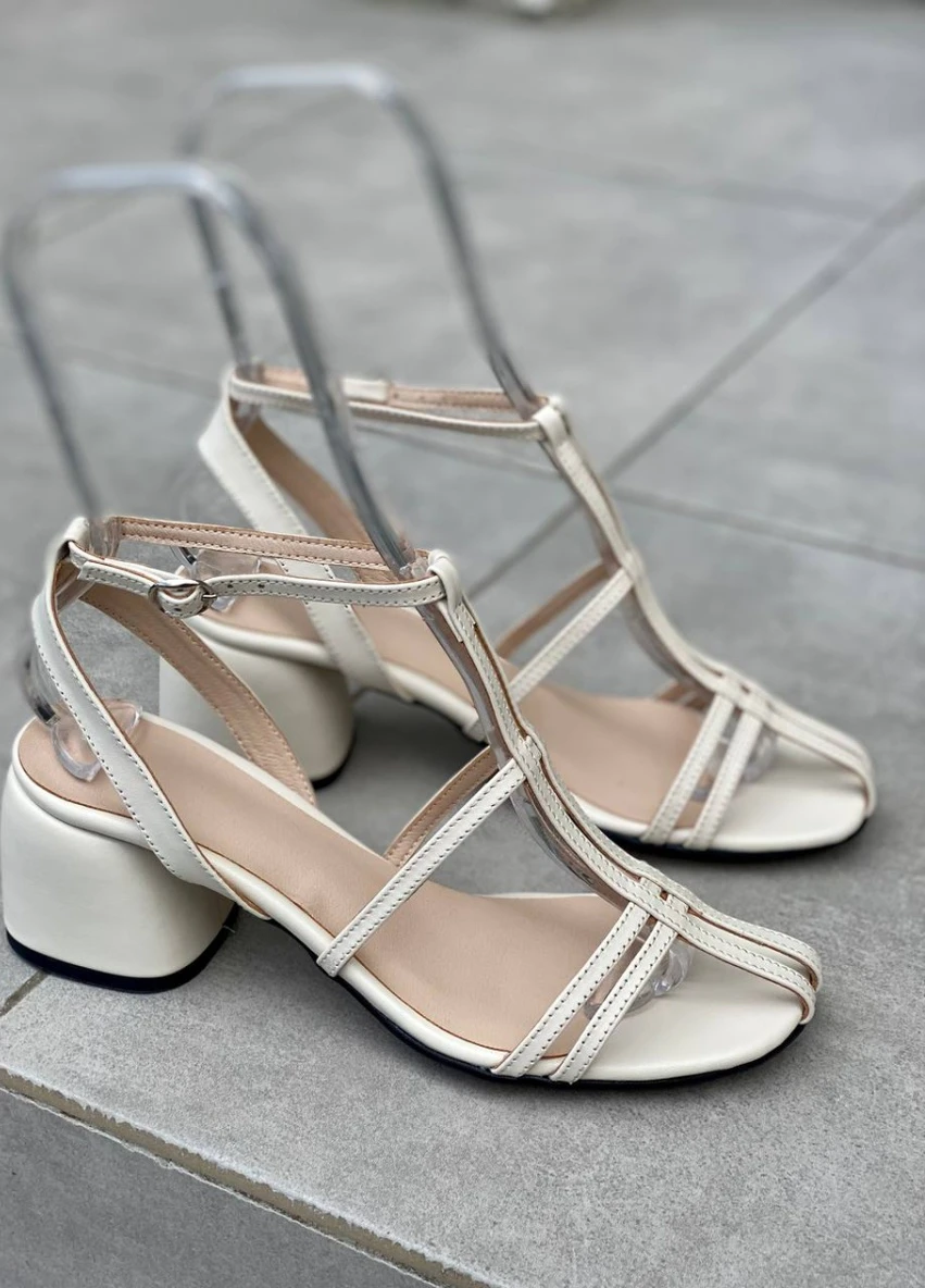 Бежевые босоножки shoesband Brand без застежки