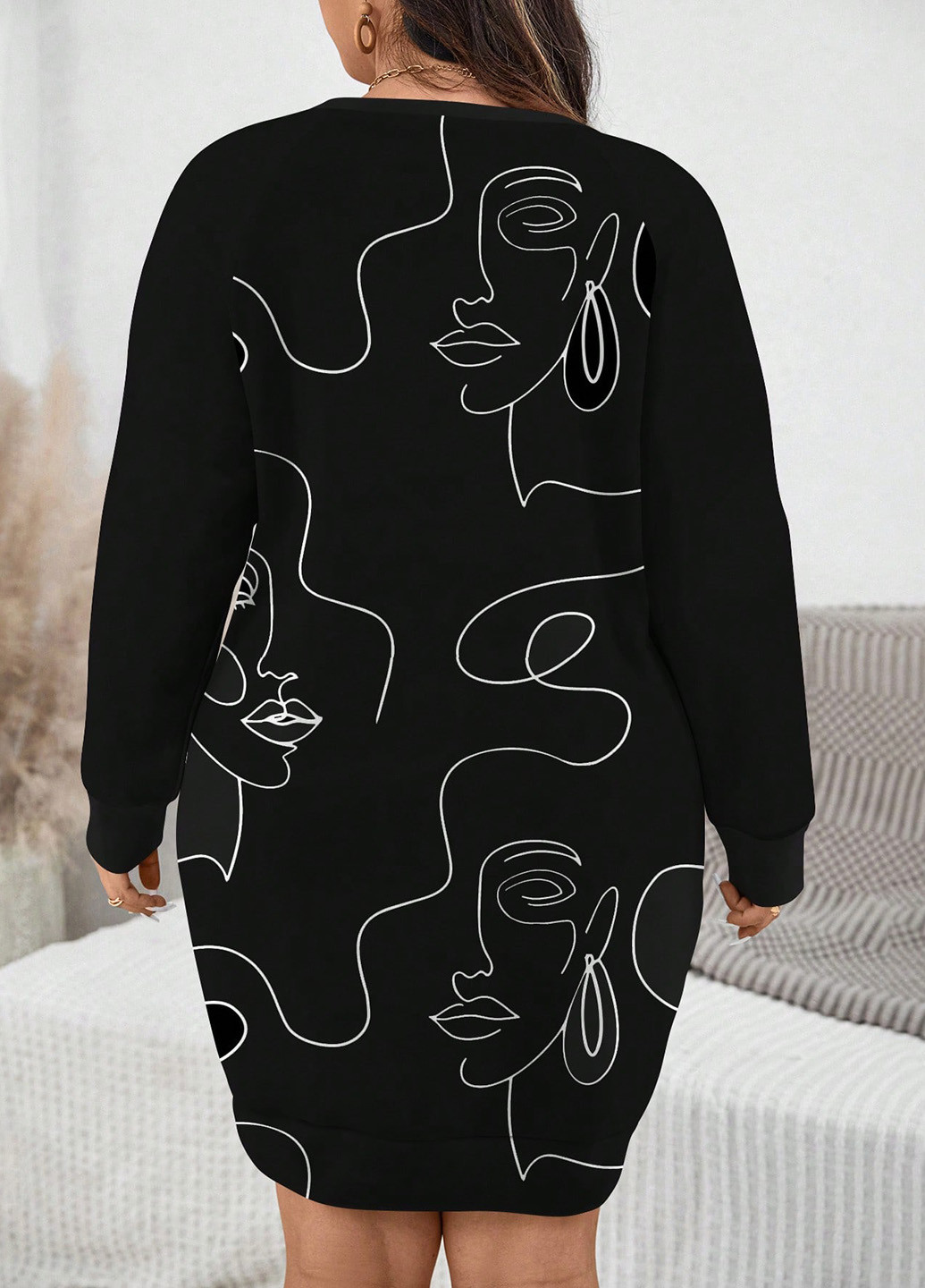 Черное кэжуал платье платье-свитшот SHEIN с рисунком