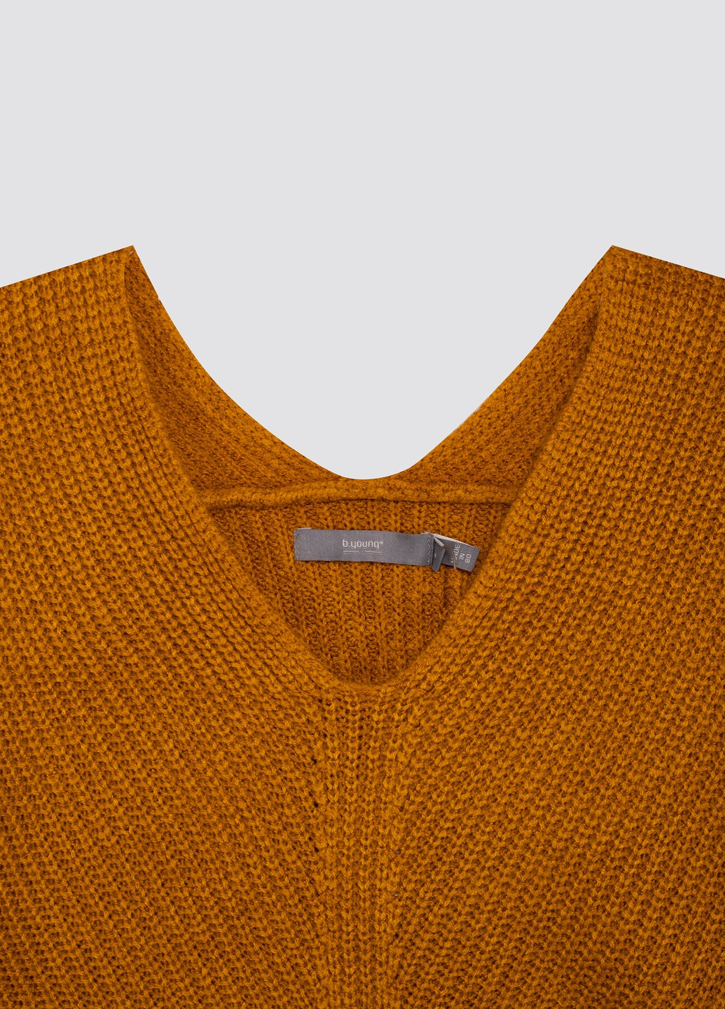 Помаранчевий демісезонний светр B.Young