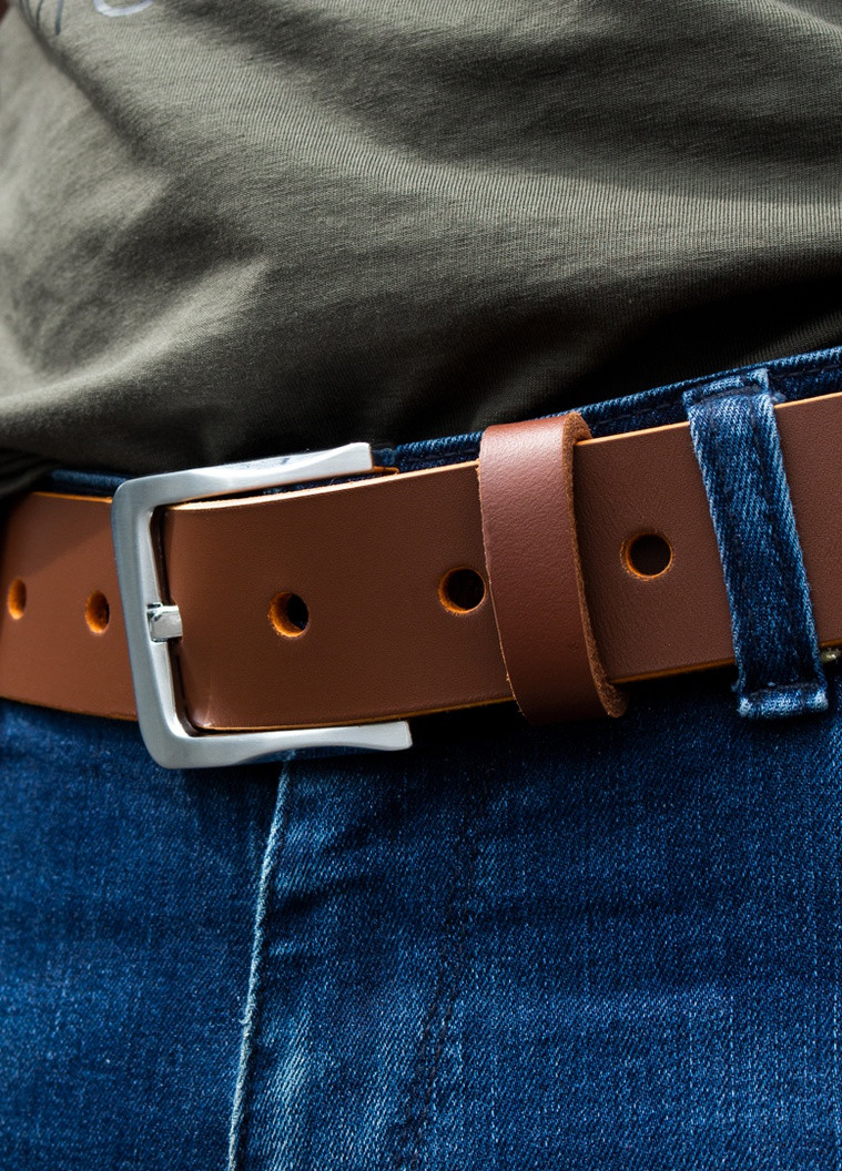 Ремень кожаный, цвет коньяк с серебряной пряжкой SD Leather (256442854)