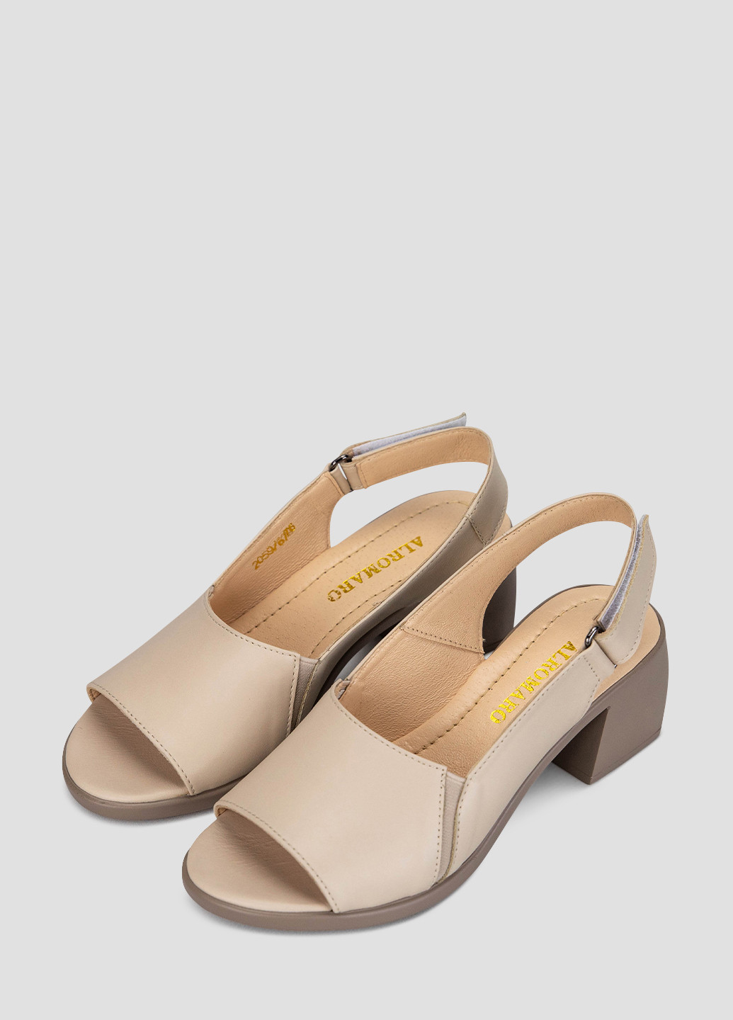 Бежевые босоножки Alromaro на липучке