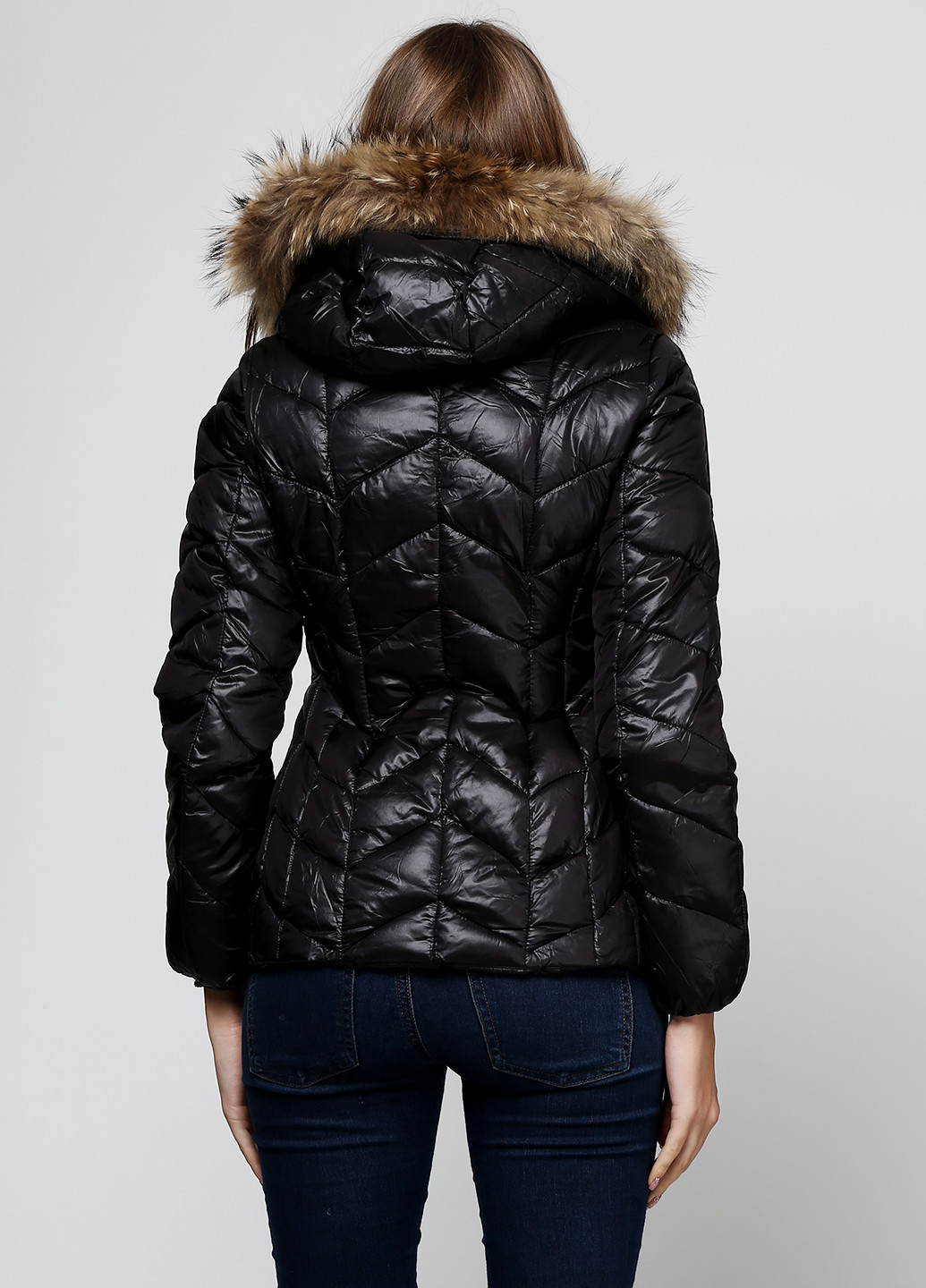Черная зимняя куртка Anna Moda Piu