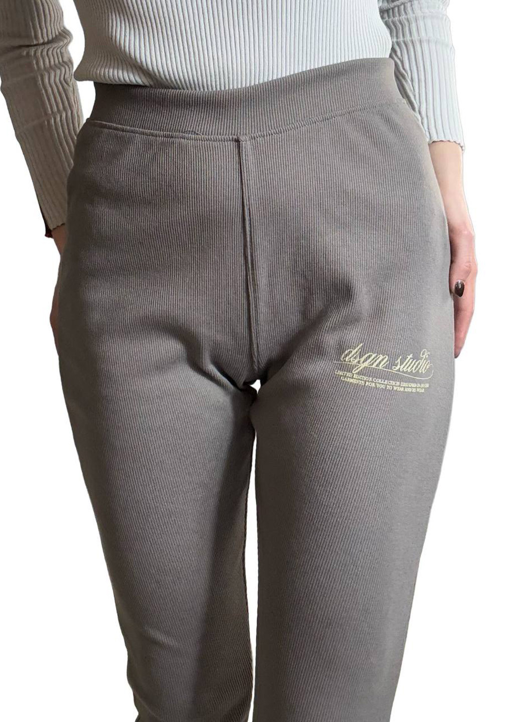 Серые демисезонные леггинсы Boohoo