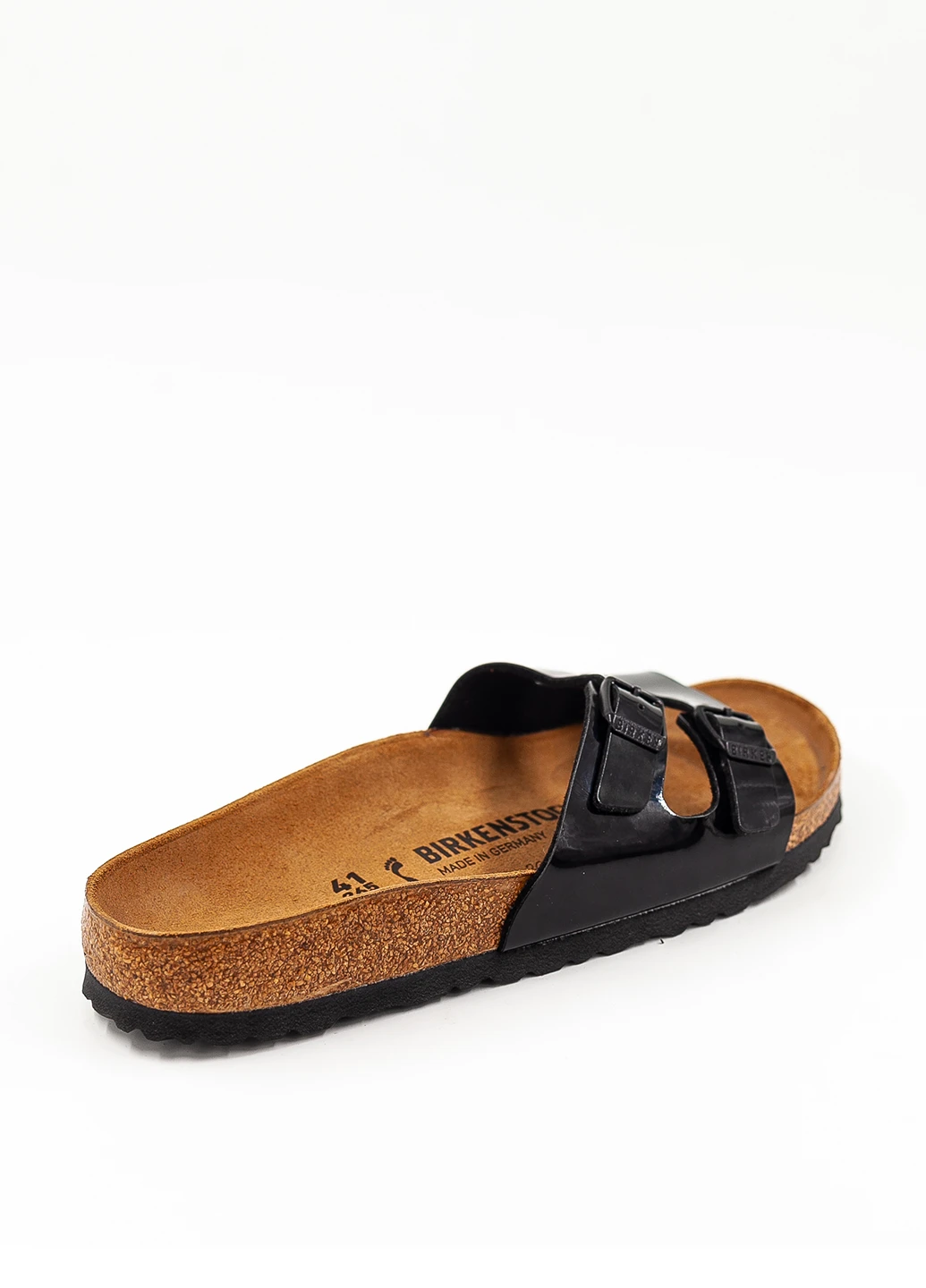 Черные шлепанцы Birkenstock лаковые