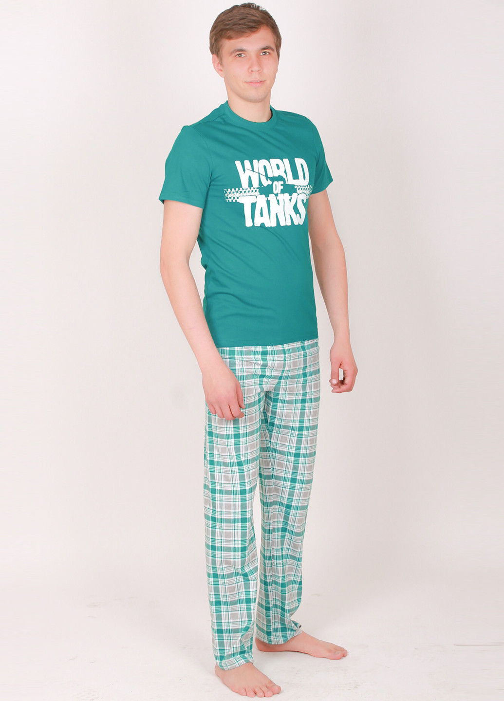Зеленый демисезонный комплект (футболка, брюки) Kosta