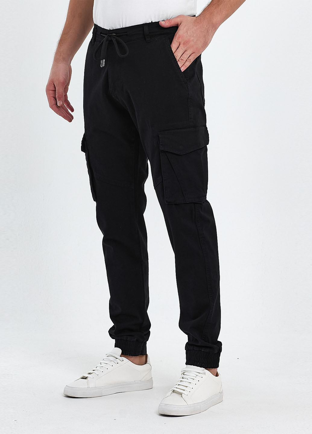 Черные демисезонные джоггеры джинсы Trend Collection