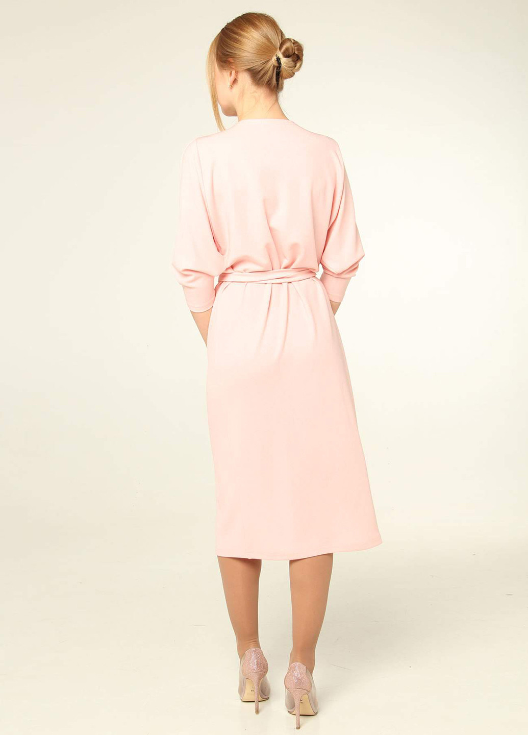 Світло-рожева кежуал сукня з довгим рукавом Majaly однотонна