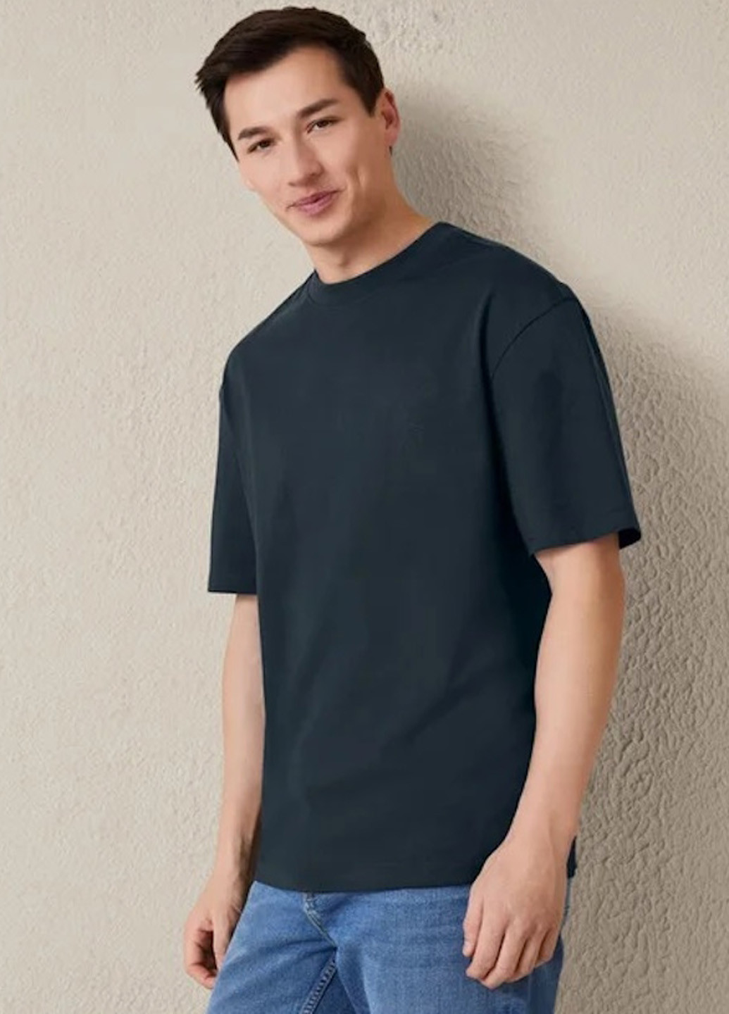 Черная футболка Livergy