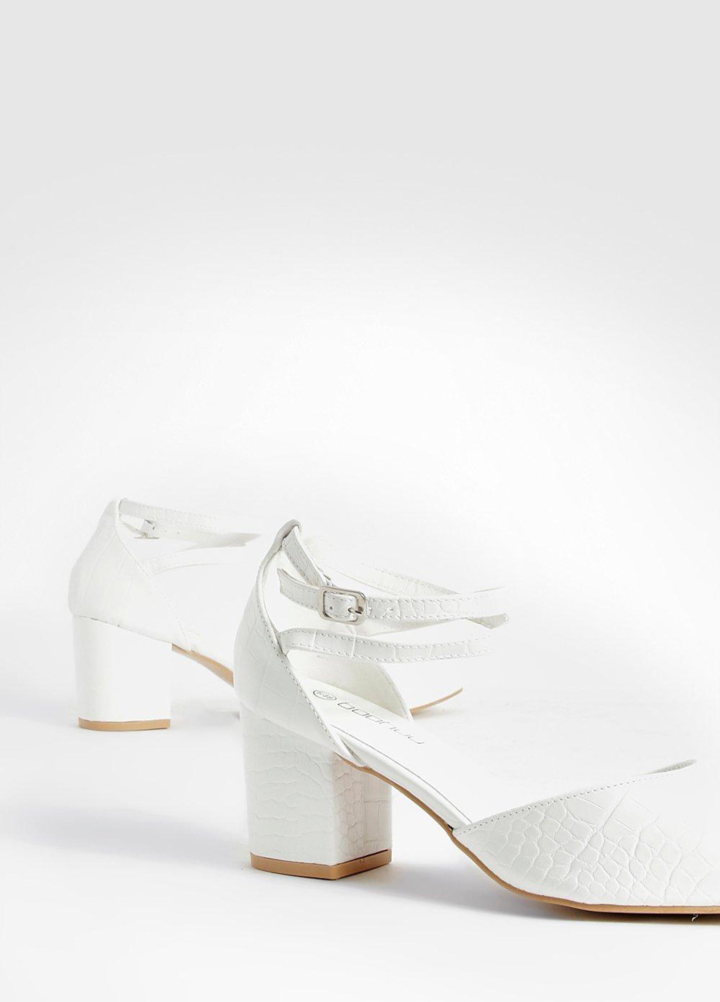 Boohoo Туфлі д'орсей білий з штучна шкіра, великобританія — літо (340310272)