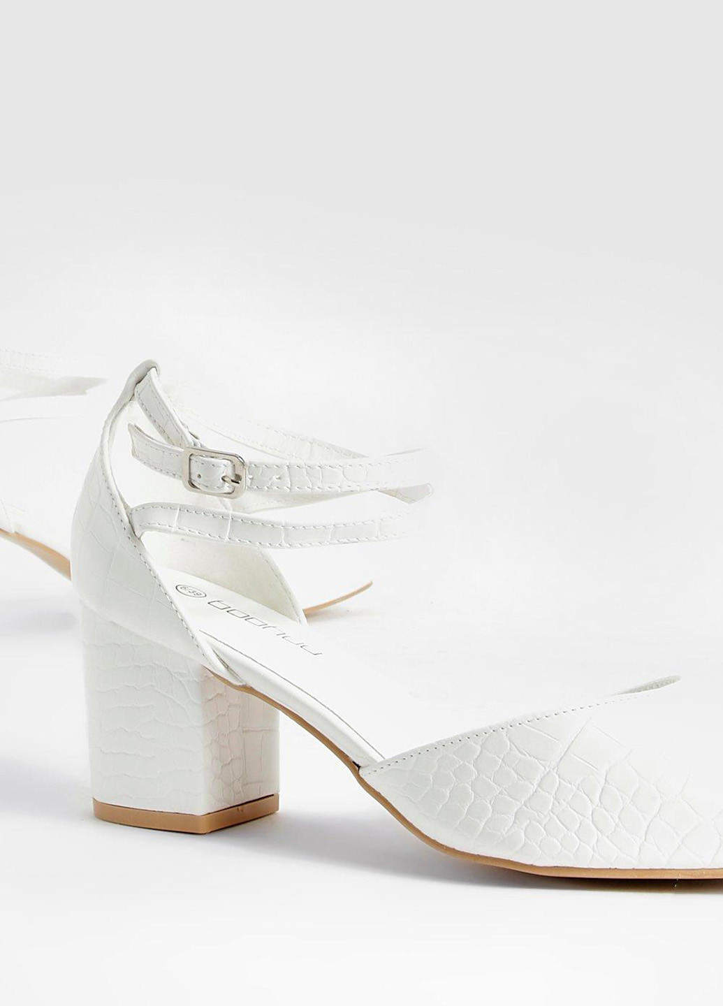 Boohoo Туфлі д'орсей білий з штучна шкіра, великобританія — літо (340310272)