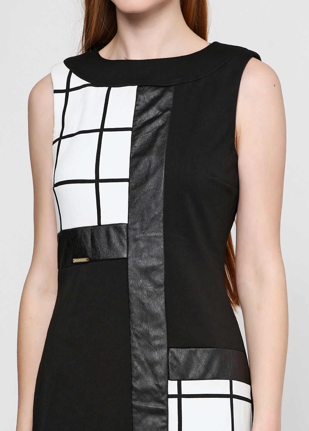 Чорна кежуал сукня футляр Rinascimento з геометричним візерунком