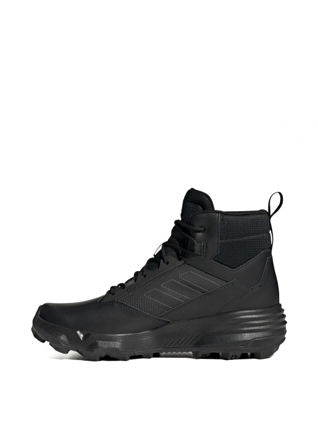 Черные зимние ботинки adidas