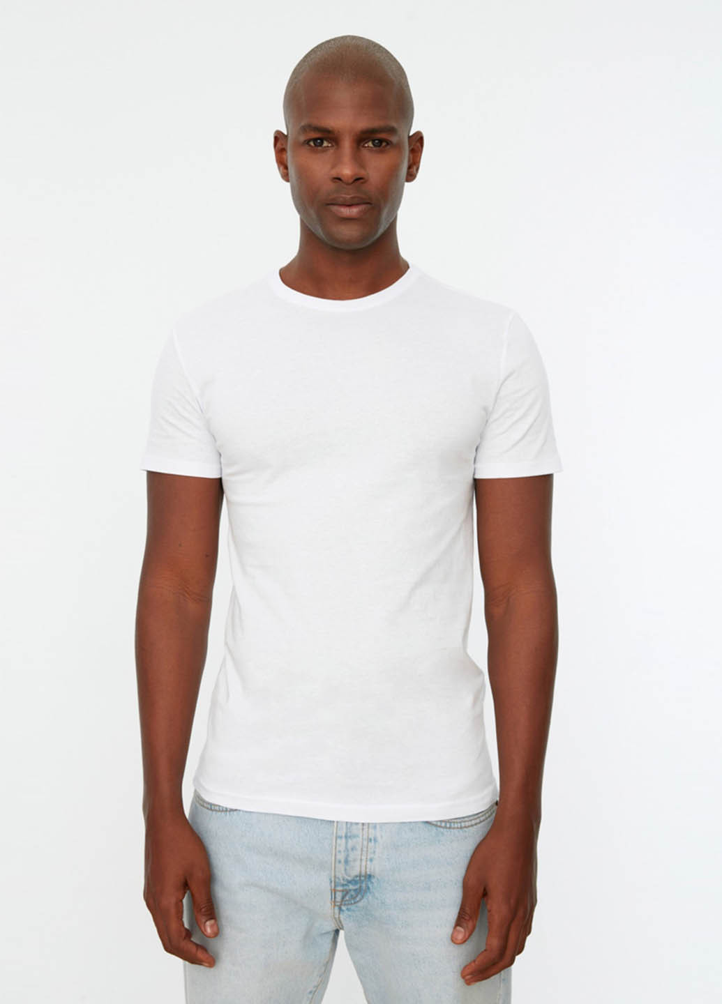 Белая футболка Trendyol