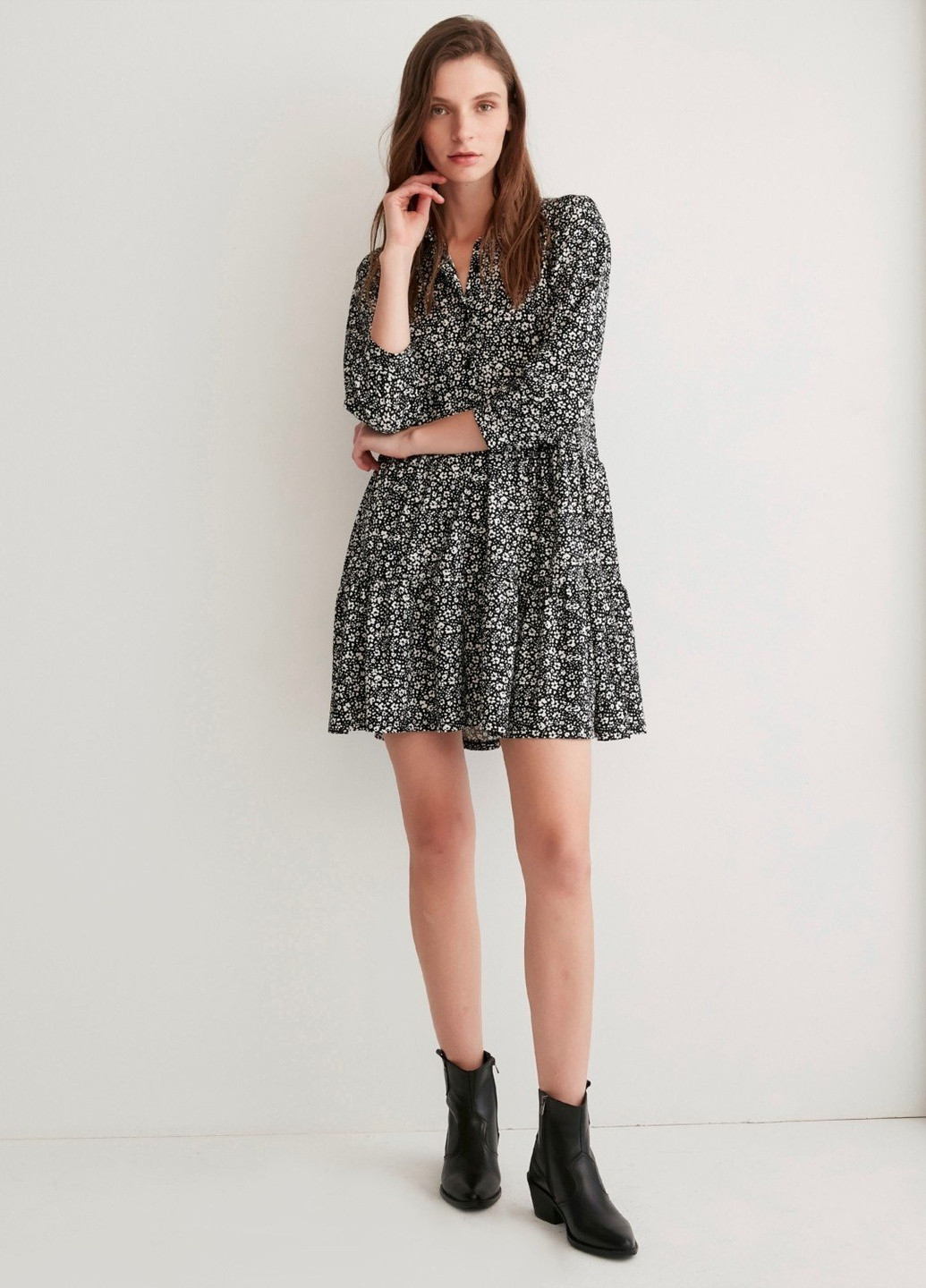 Чорна кежуал сукня Mudo з квітковим принтом