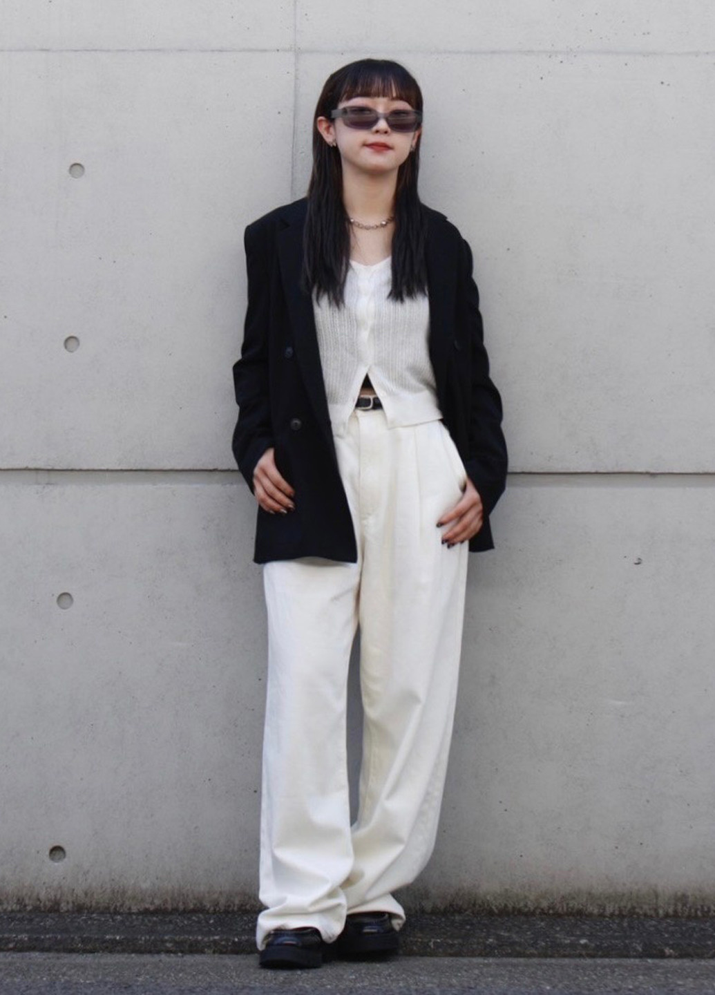 Черный женский жакет Uniqlo однотонный - демисезонный