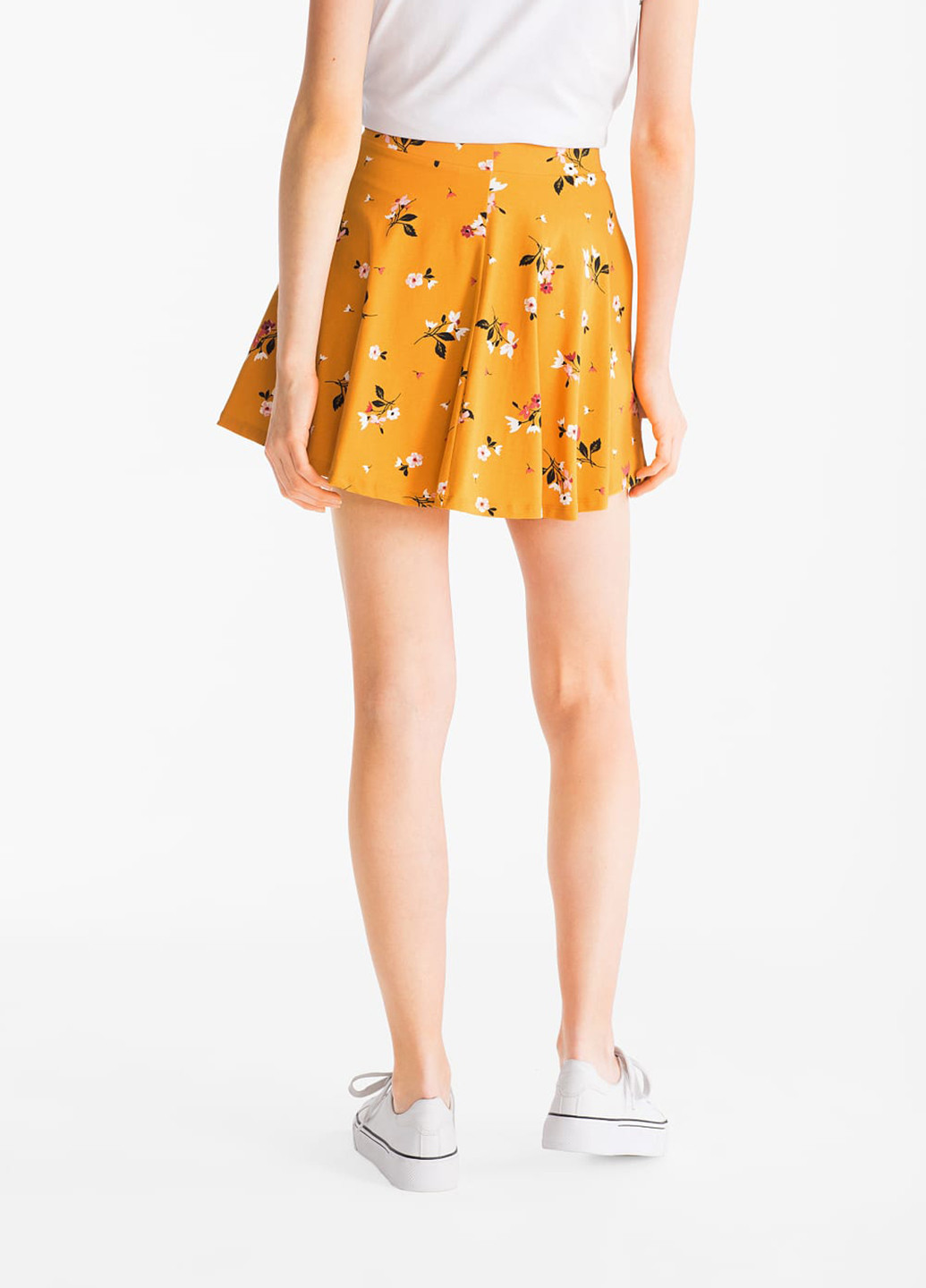 Желтая кэжуал цветочной расцветки юбка C&A клешированная