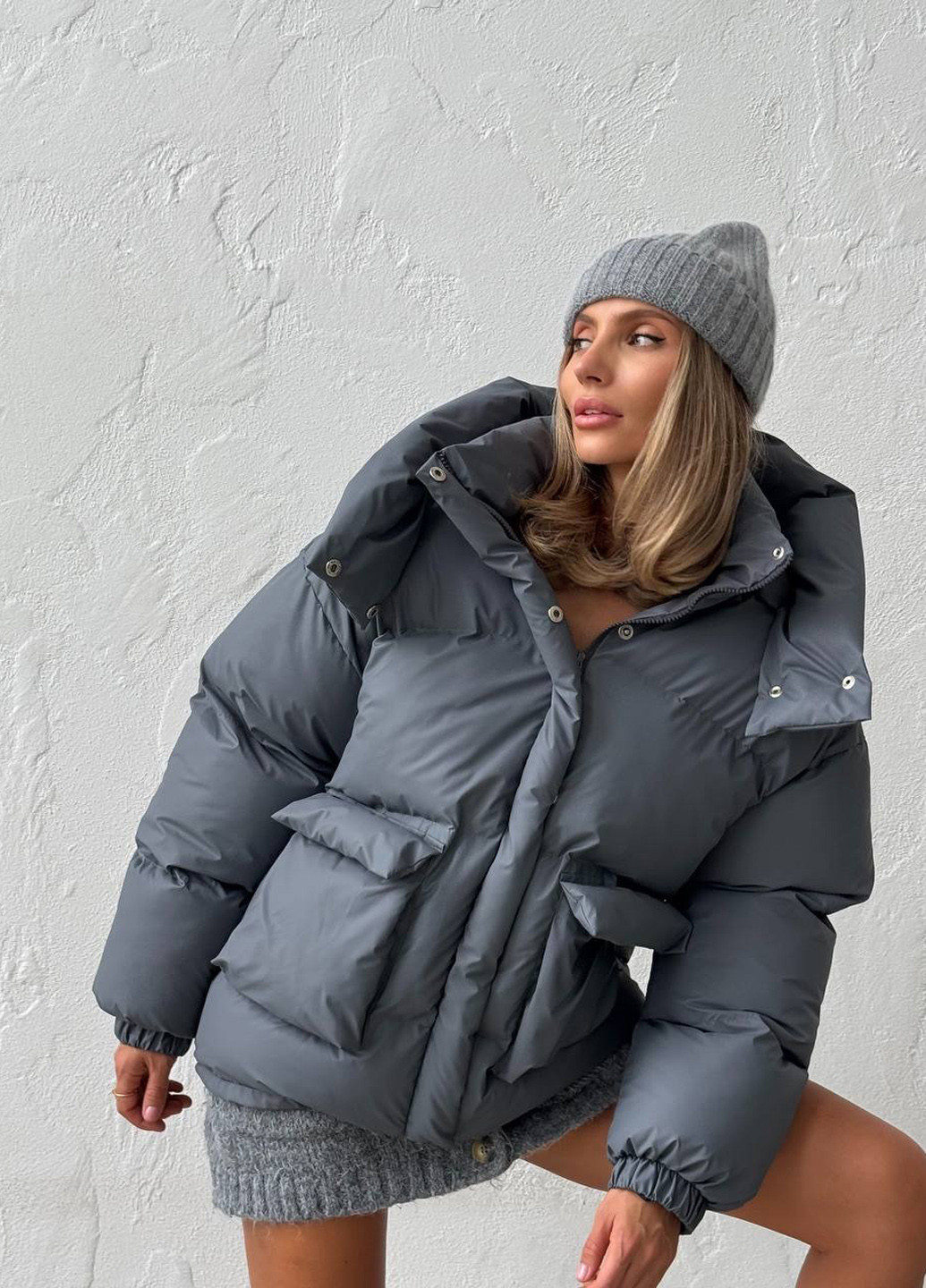 Серый зимний Пуховик No Brand