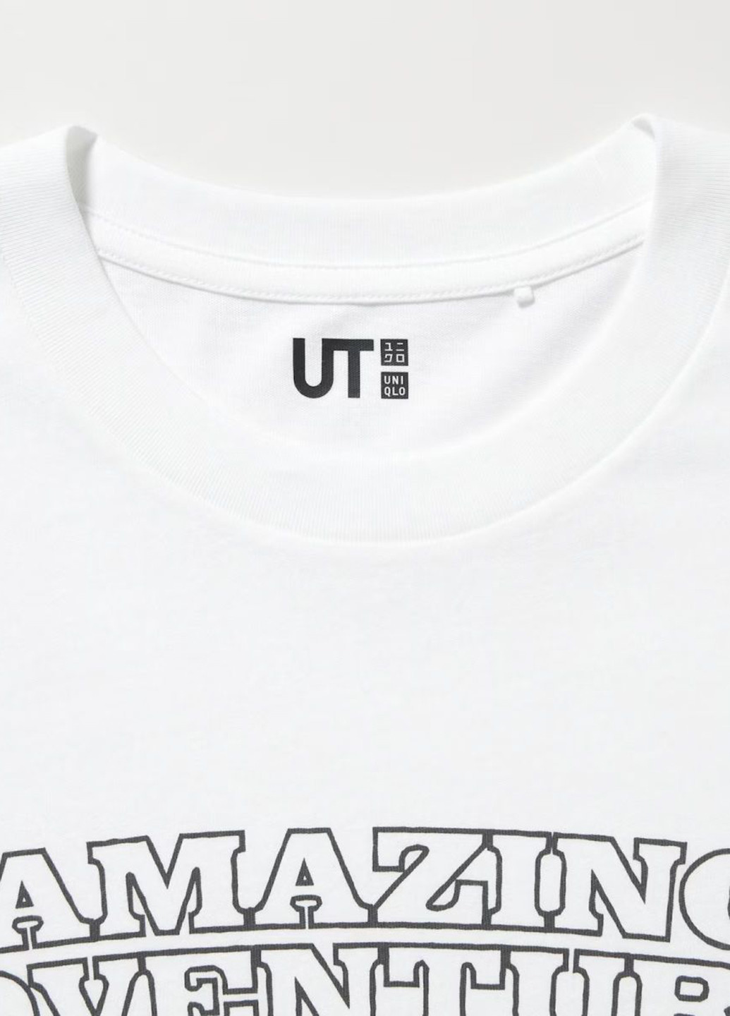 Белая футболка Uniqlo