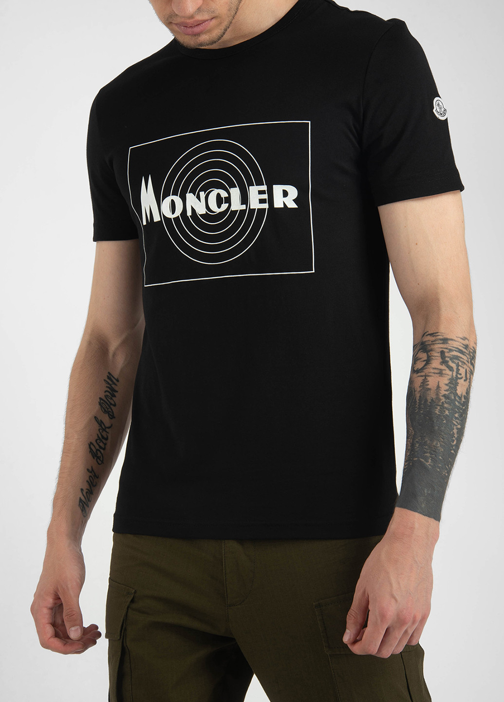 Чорна футболка Moncler