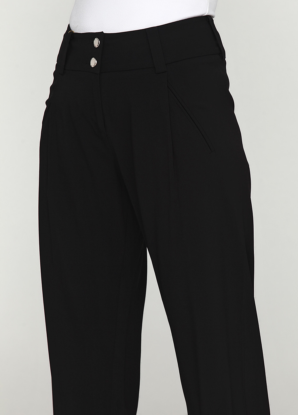 Черные классические демисезонные прямые брюки Sassofono