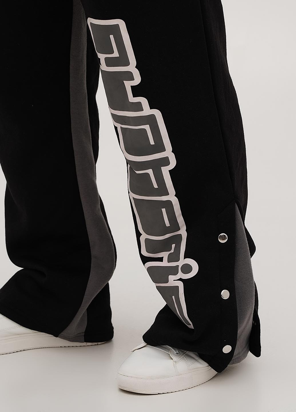 Черные спортивные, кэжуал демисезонные прямые брюки Boohoo