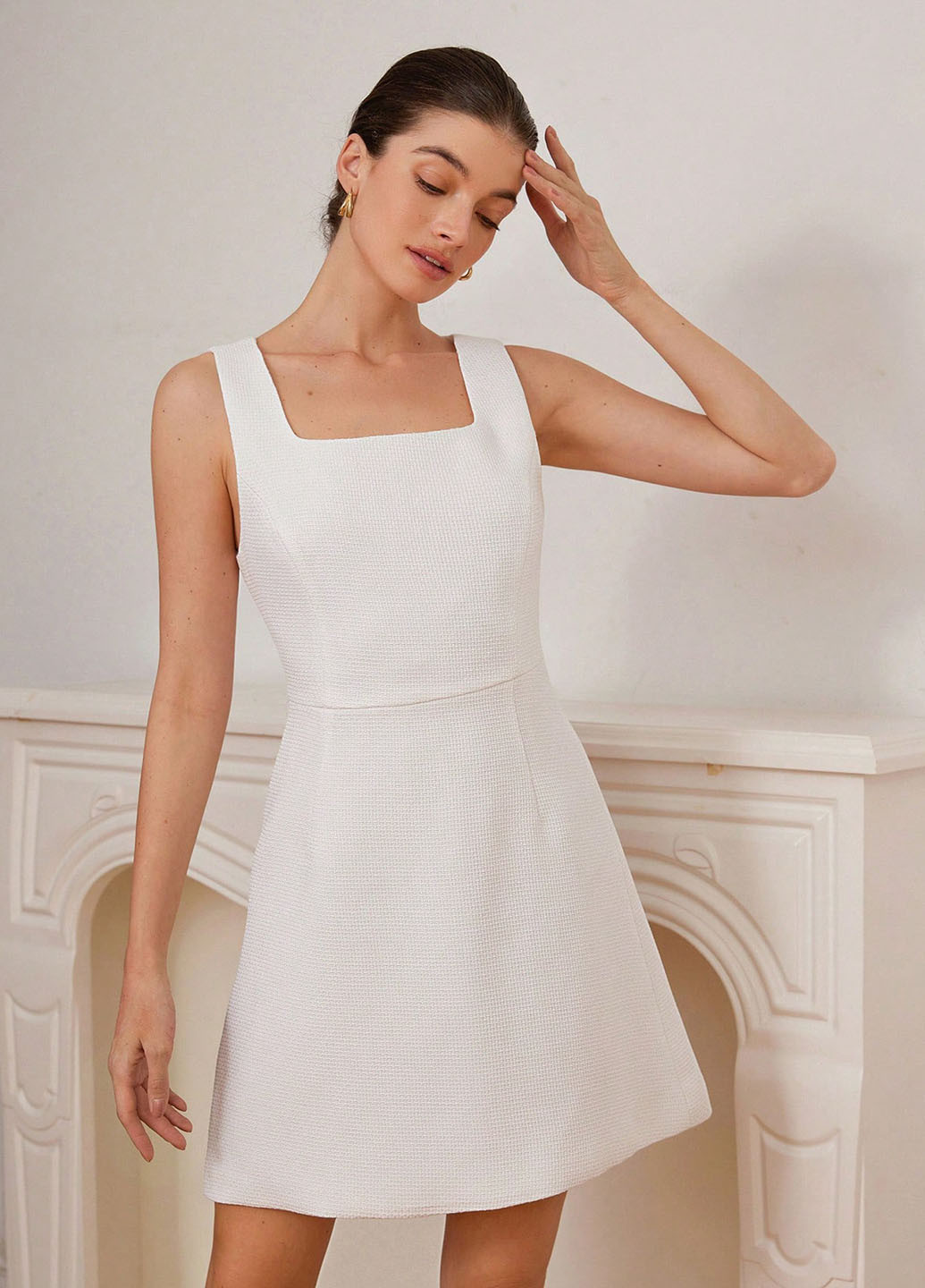Белое кэжуал платье а-силуэт SHEIN однотонное