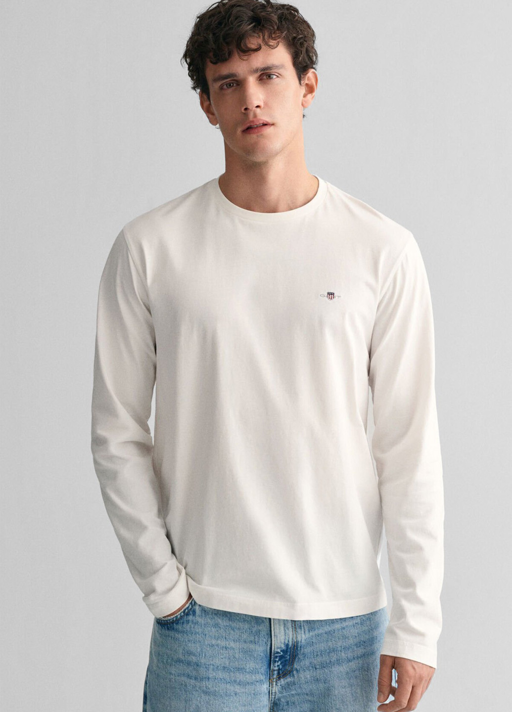 Белый демисезонный кэжуал лонгслив Gant однотонный