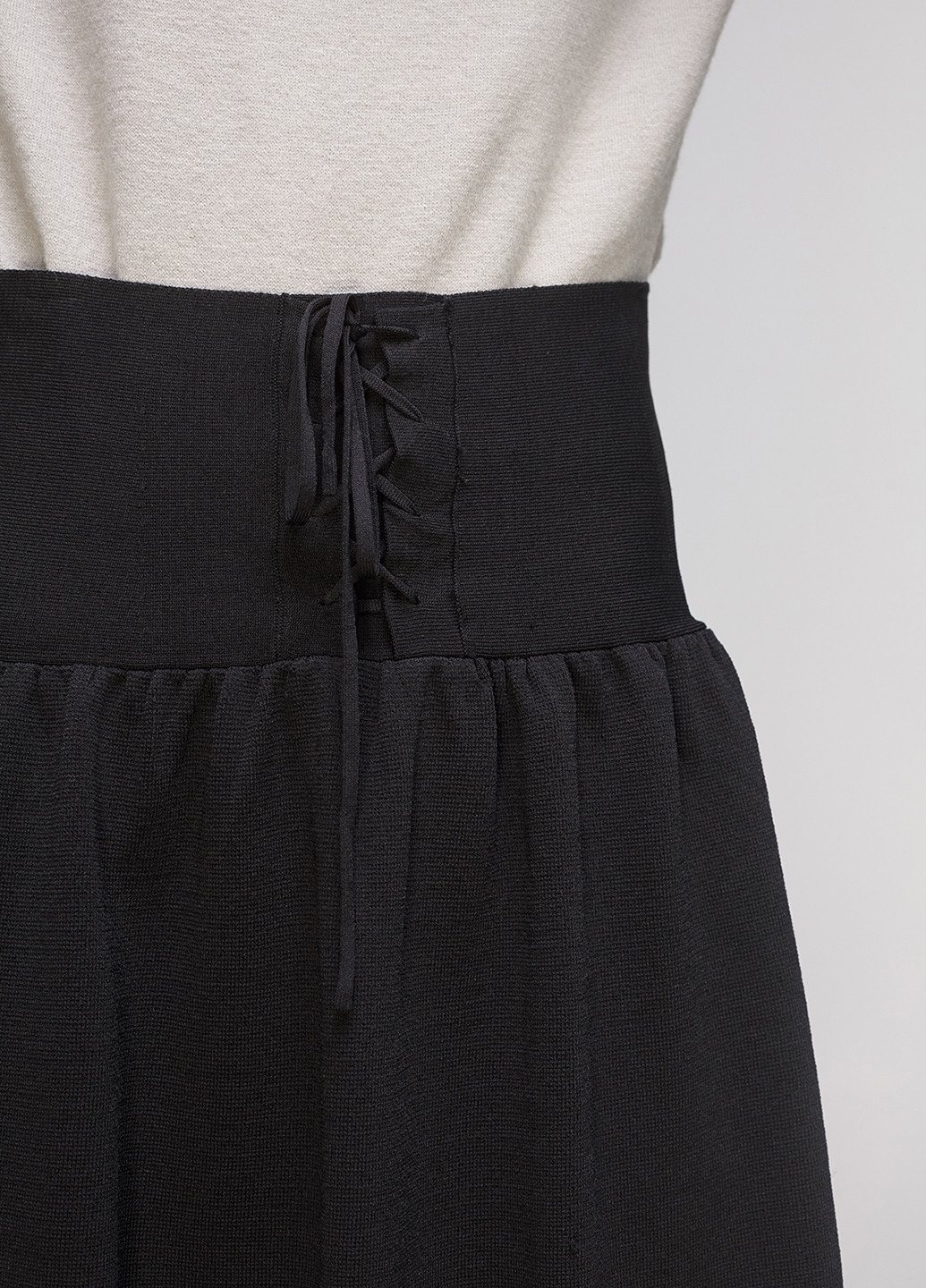 Черная кэжуал однотонная юбка Zara клешированная