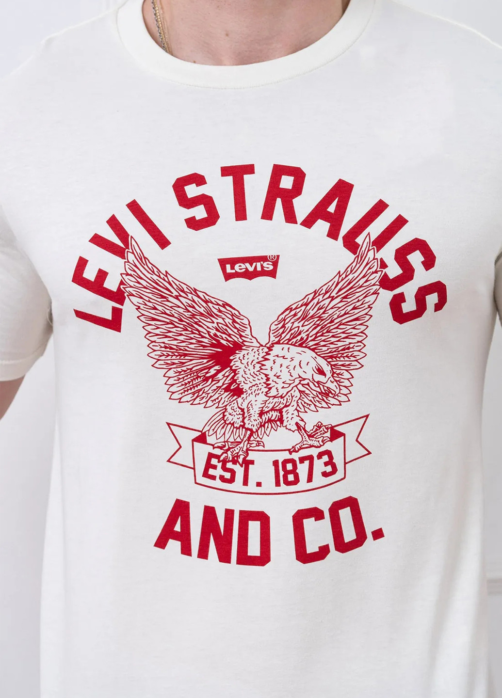 Молочная футболка Levi's