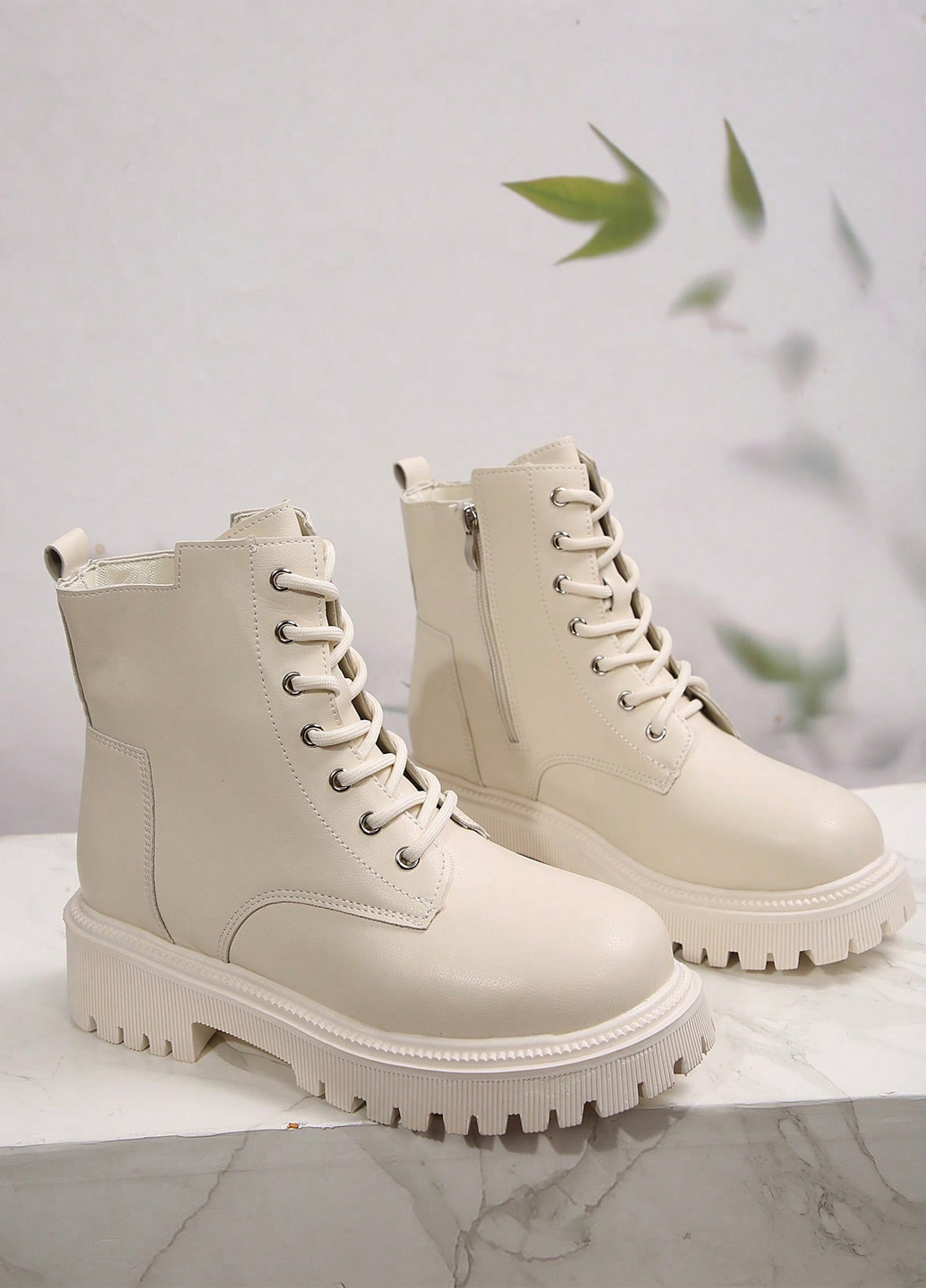 Осенние сапоги берцы SHEIN на тракторной подошве из искусственной кожи