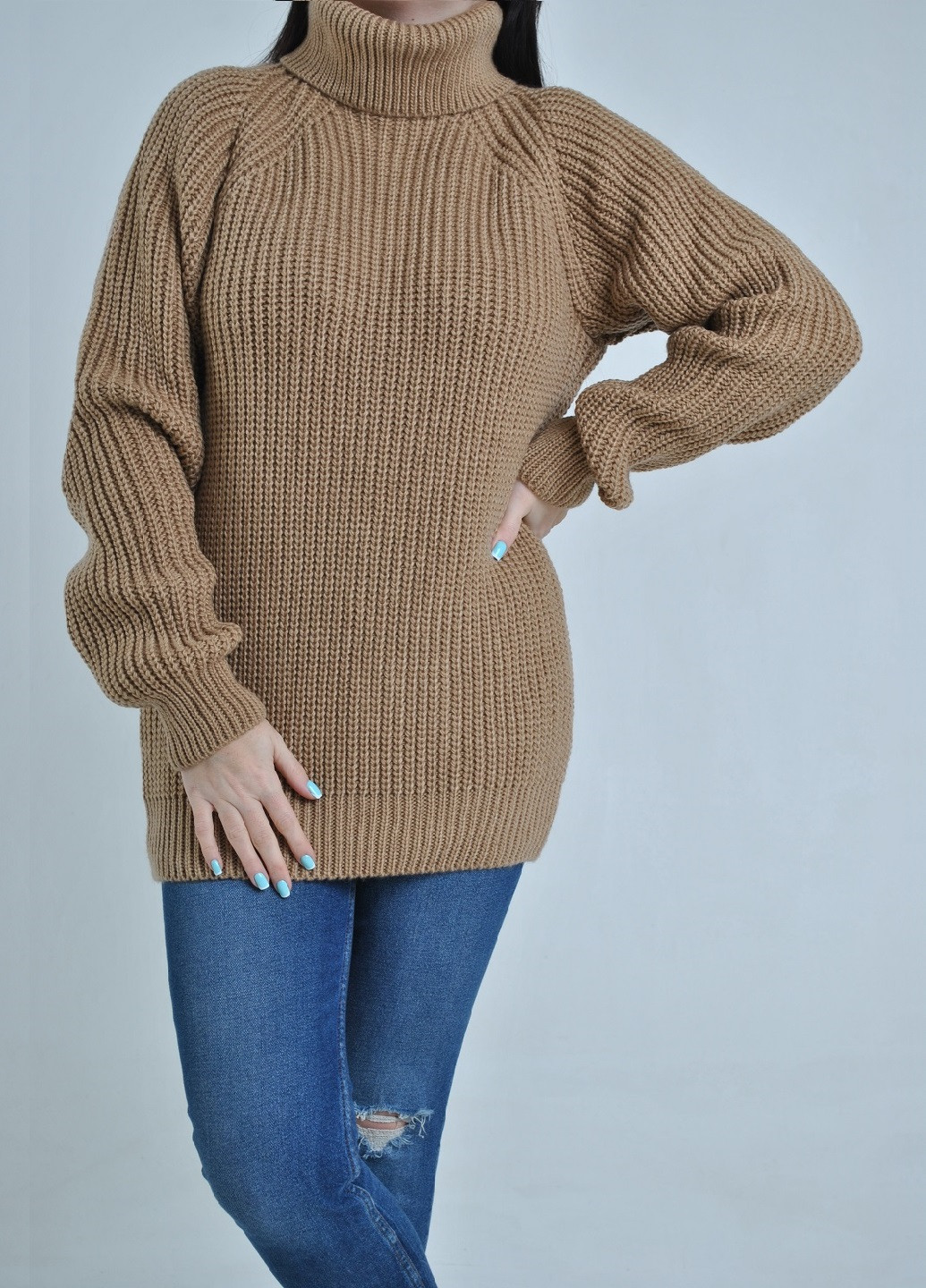 Бежевый зимний удлиненный свитер Berta Lucci