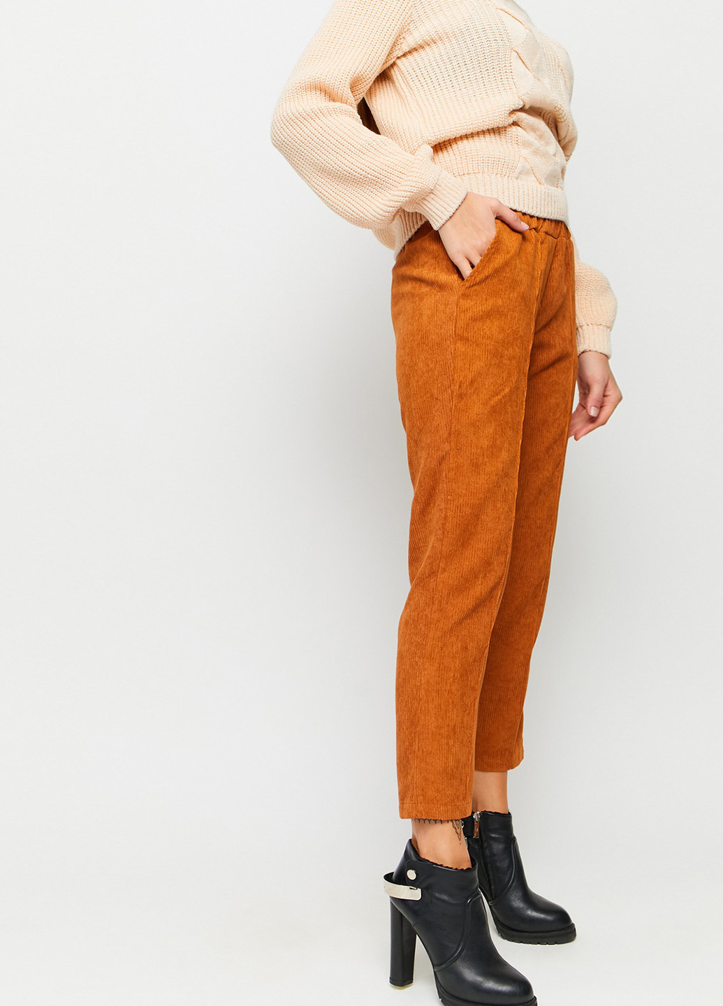 Оранжевые кэжуал демисезонные прямые брюки Karree