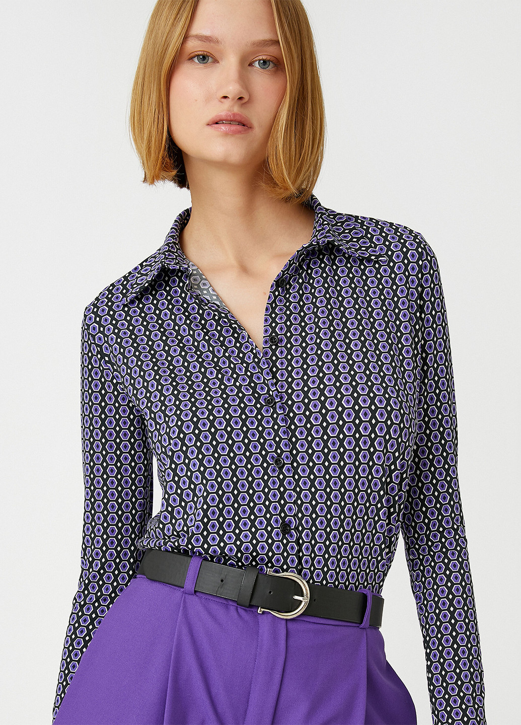 Фиолетовая кэжуал рубашка с геометрическим узором KOTON