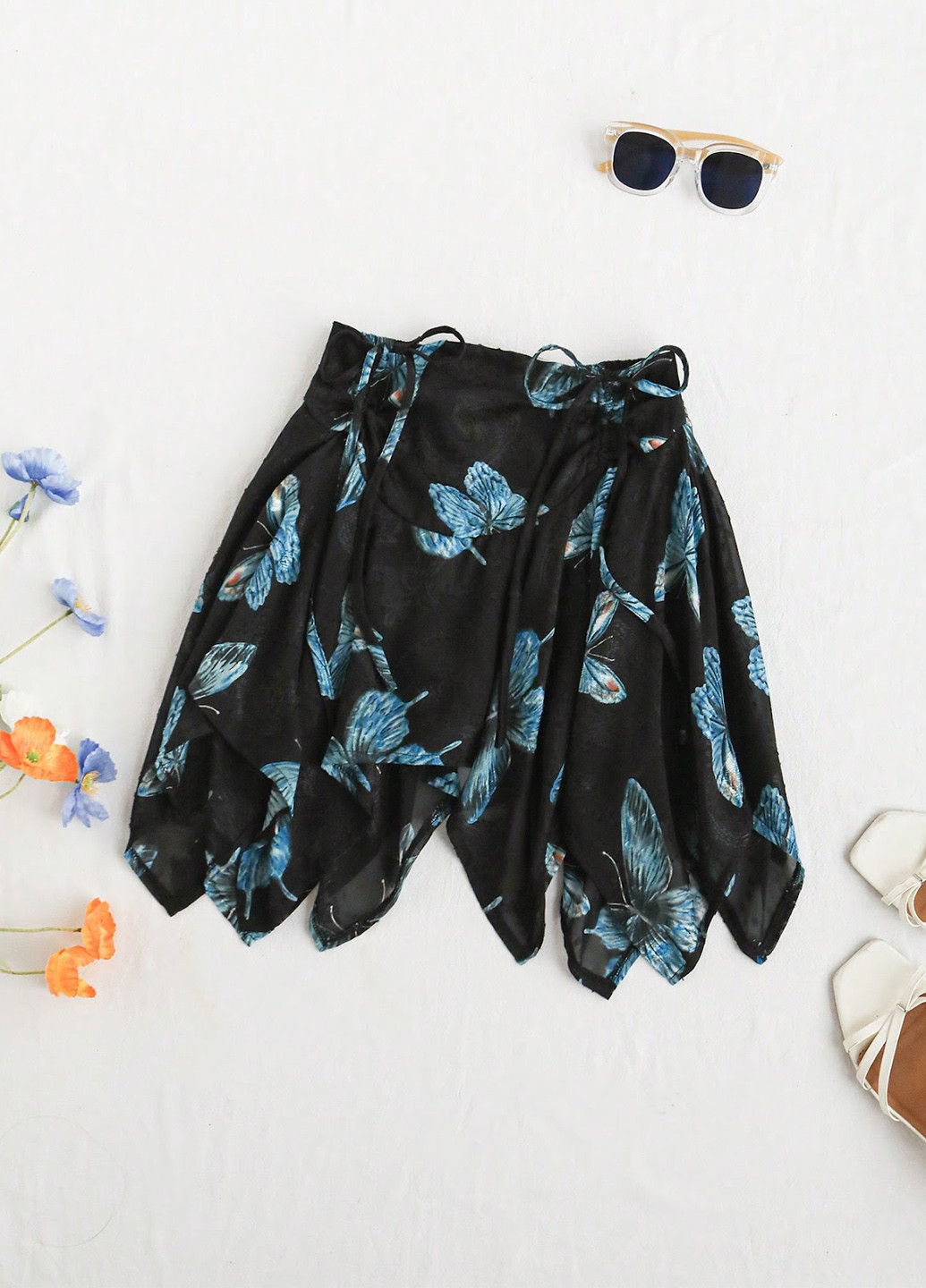 Черная кэжуал с рисунком бабочки юбка SHEIN клешированная