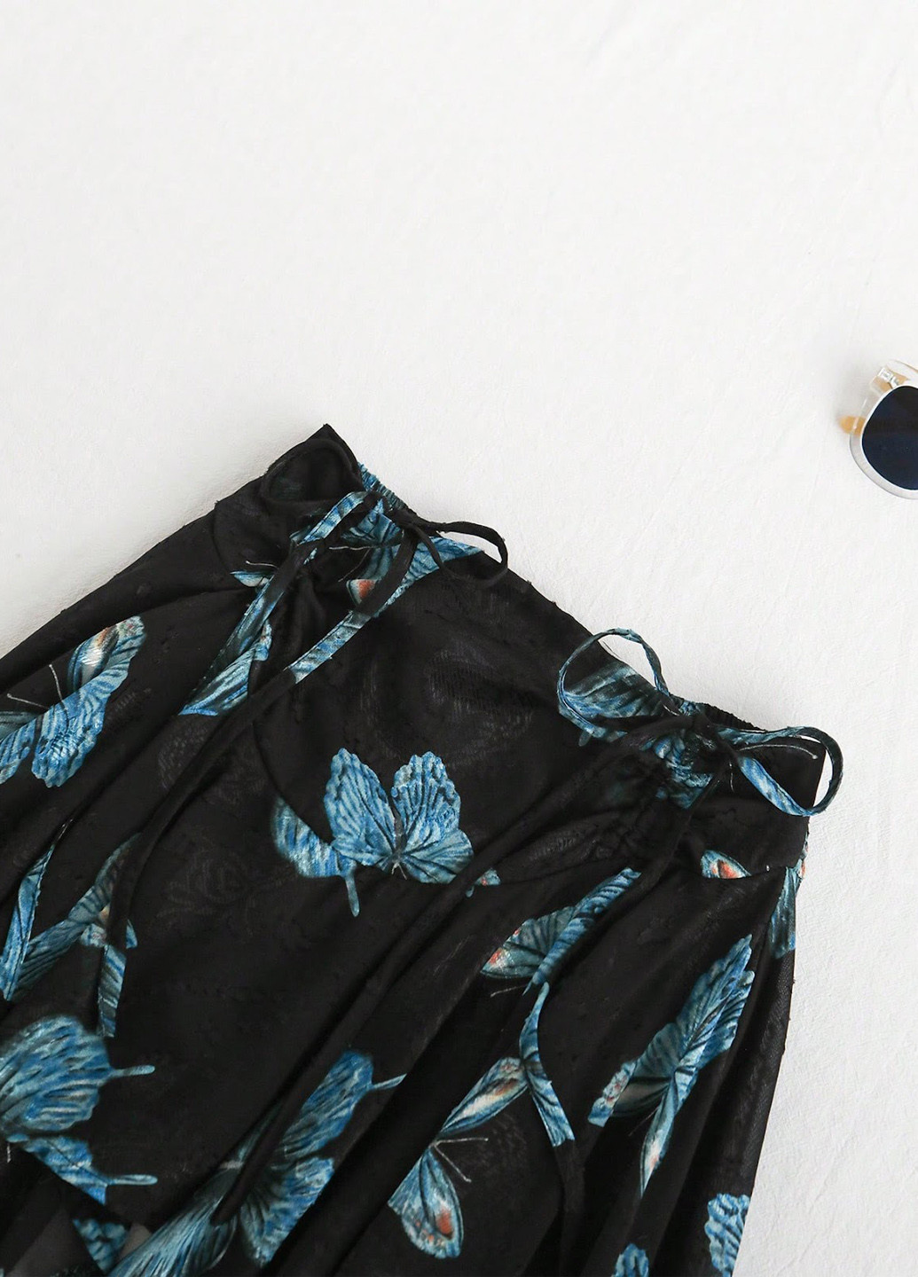 Черная кэжуал с рисунком бабочки юбка SHEIN клешированная