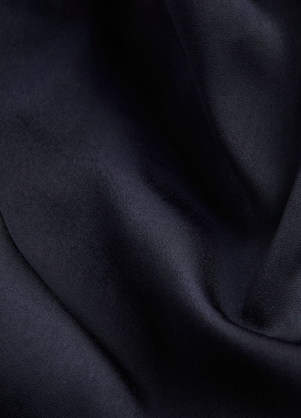 Темно-синее коктейльное платье с открытой спиной H&M однотонное