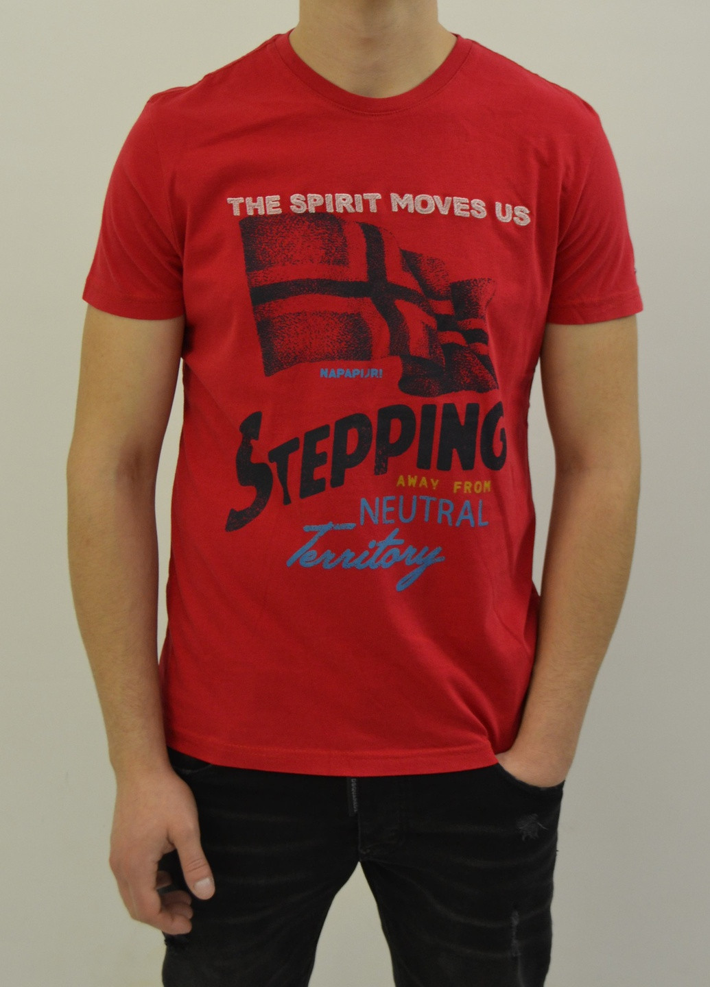 Червона футболка чоловіча Napapijri