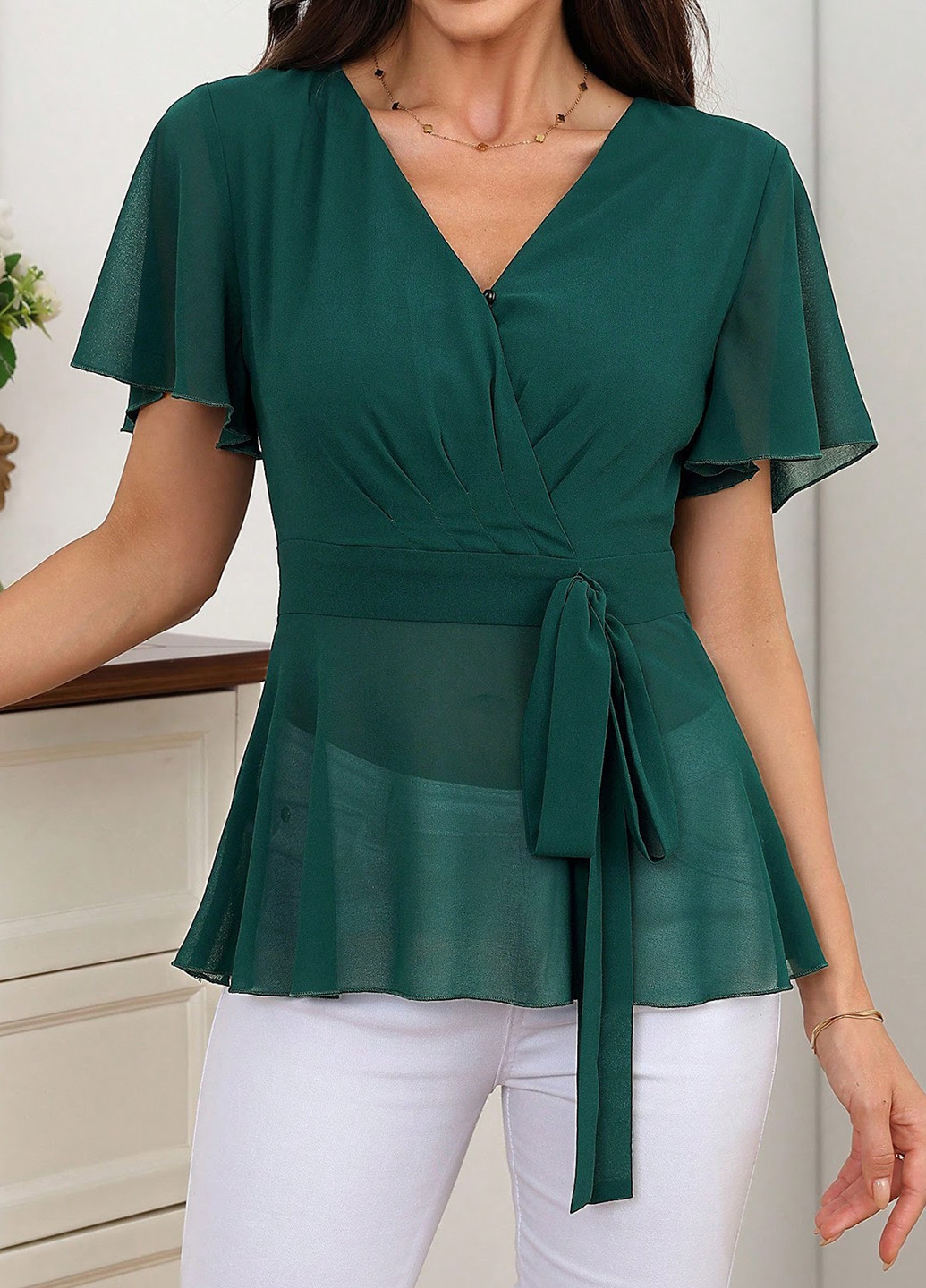 Темно-зелена блуза на запах SHEIN