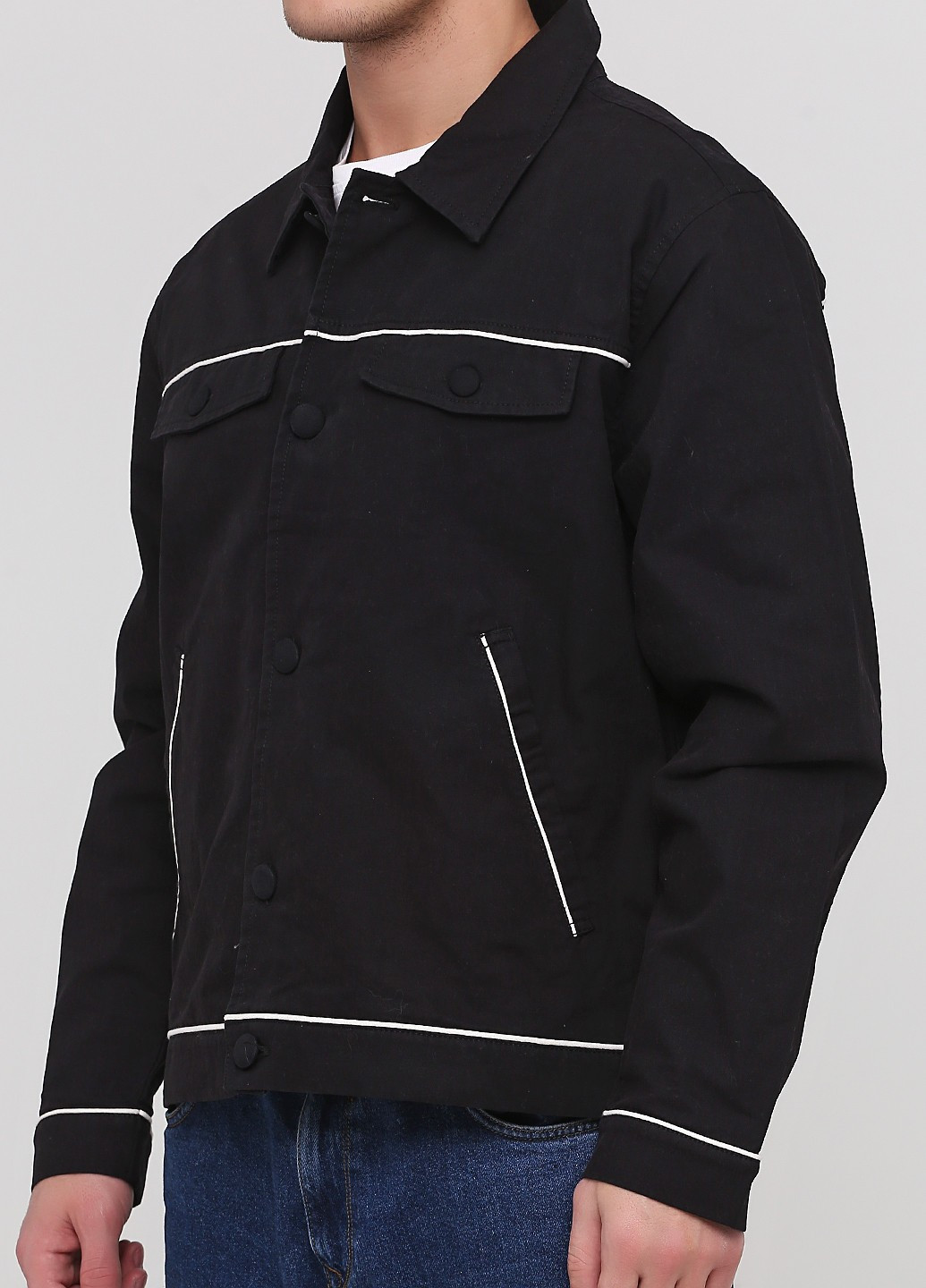 Чорна демісезонна куртка Weekday