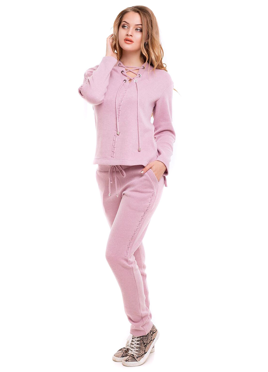 Костюм (джемпер, брюки) Luzana брючный однотонный светло-розовый спортивный