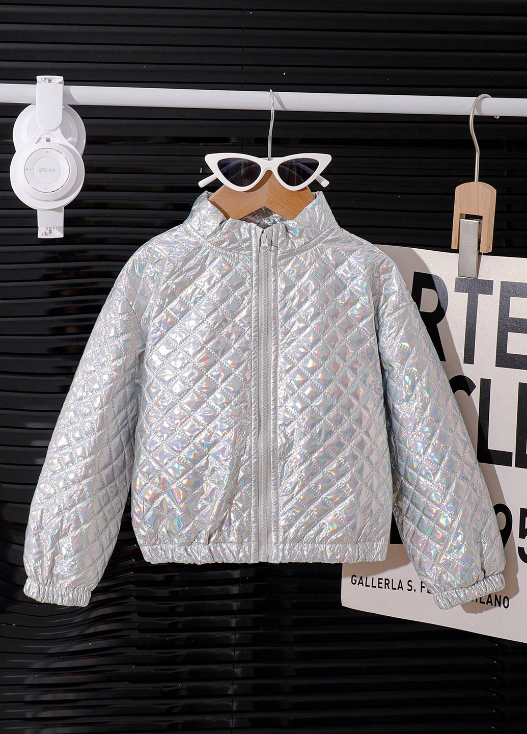 Серебристая демисезонная куртка куртка-лайнер SHEIN