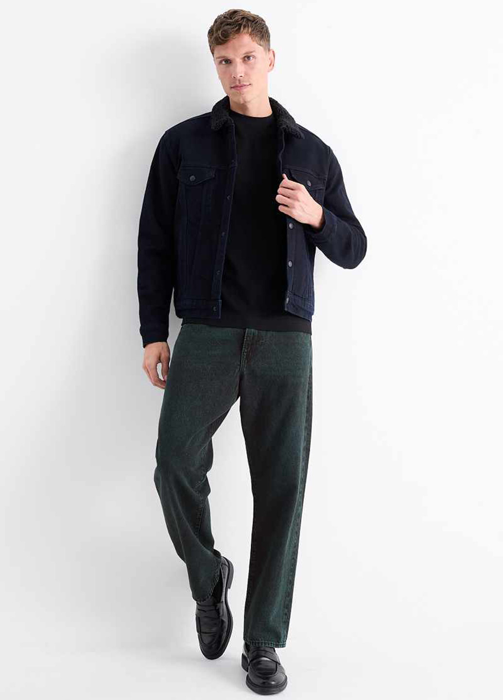 Темно-зеленые демисезонные прямые джинсы C&A