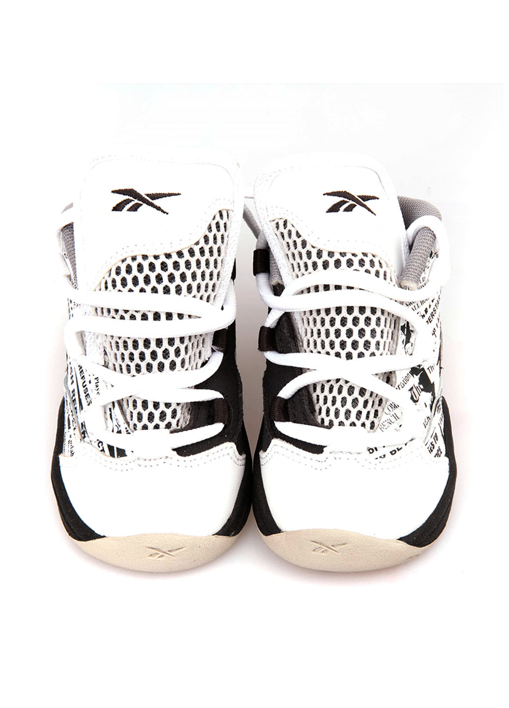 Чорно-білі осінні кросівки Reebok