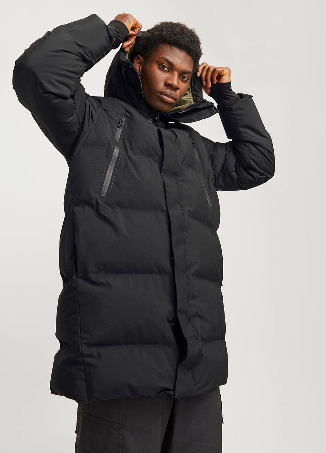 Чорна зимня куртка Jack & Jones